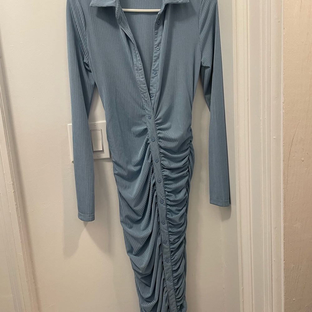 Button front Ruched Ribbed-Bodycon Dress - Picture 5 of 7